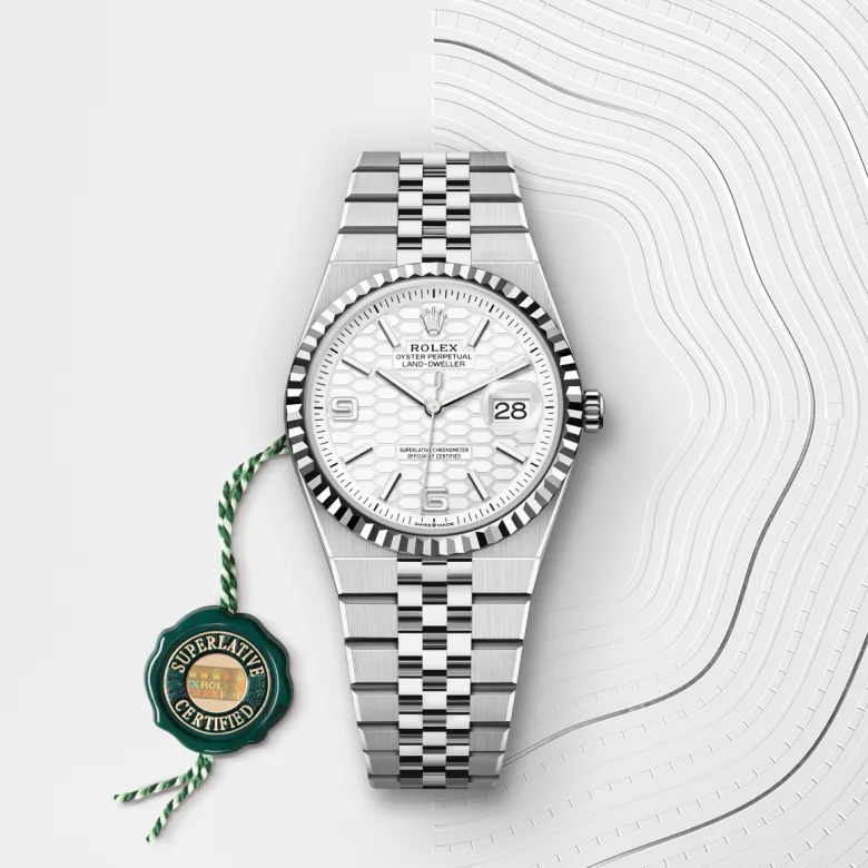 rolex M127234-0001   - Il quadrante bianco intenso