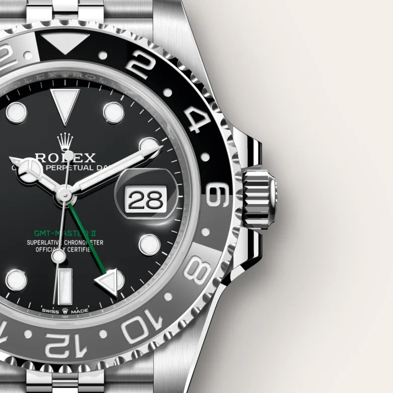 rolex M126710GRNR-0003   - La lunetta girevole 24 ore